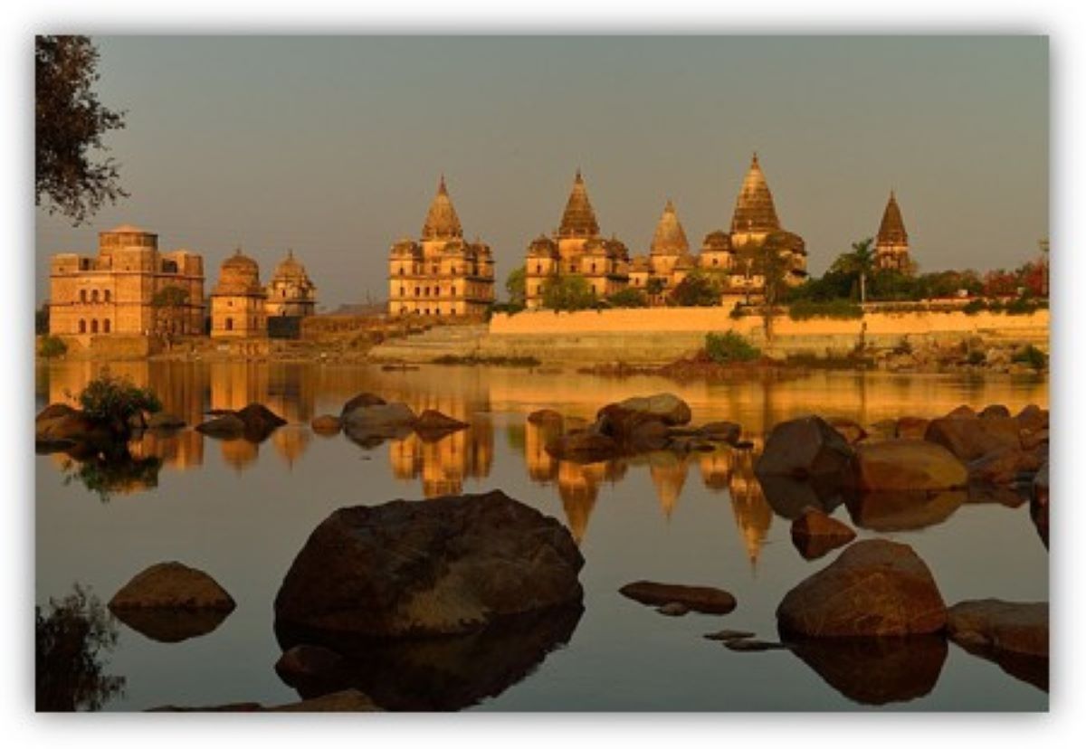JHANSI / ORCHHA / KHAJURAHO