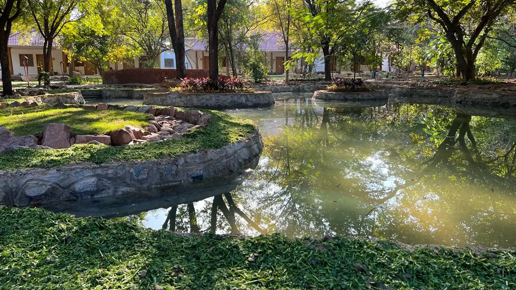 AGRA / JHANSI