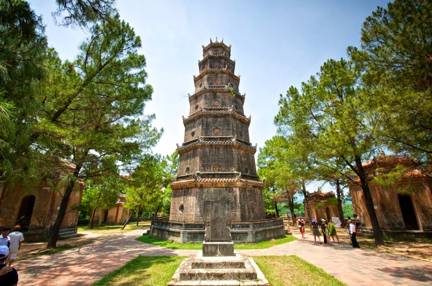 HUE – TOUR DE LA CIUDAD  (VIETNAM)