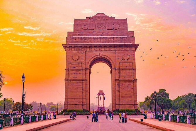 LLEGADA AL AEROPUERTO INTERNACIONAL DE DELHI