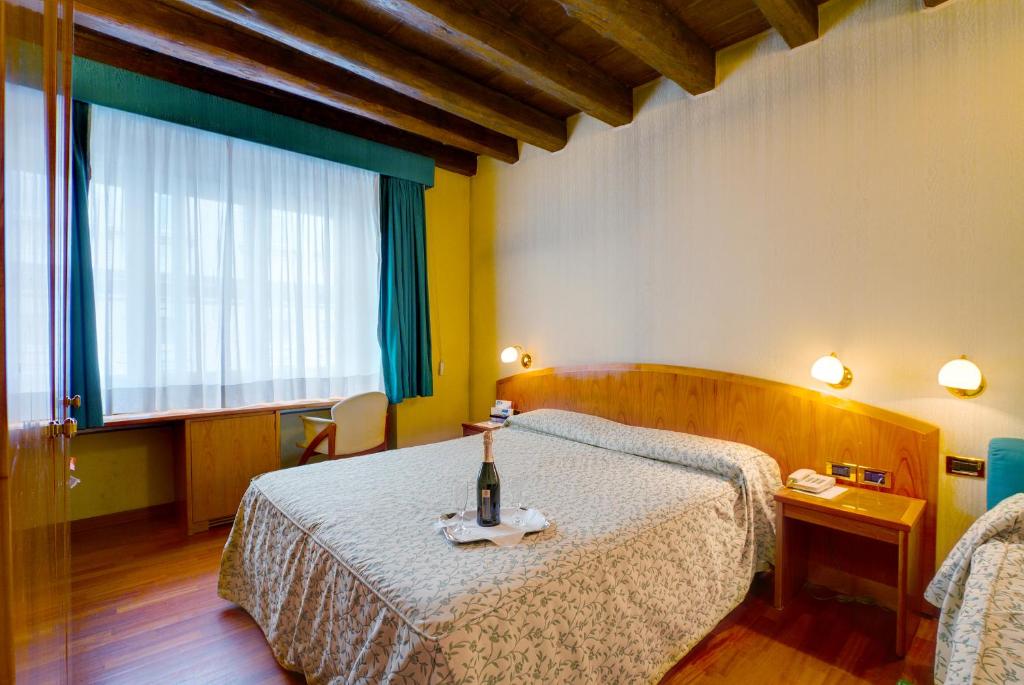 Hotel Corot