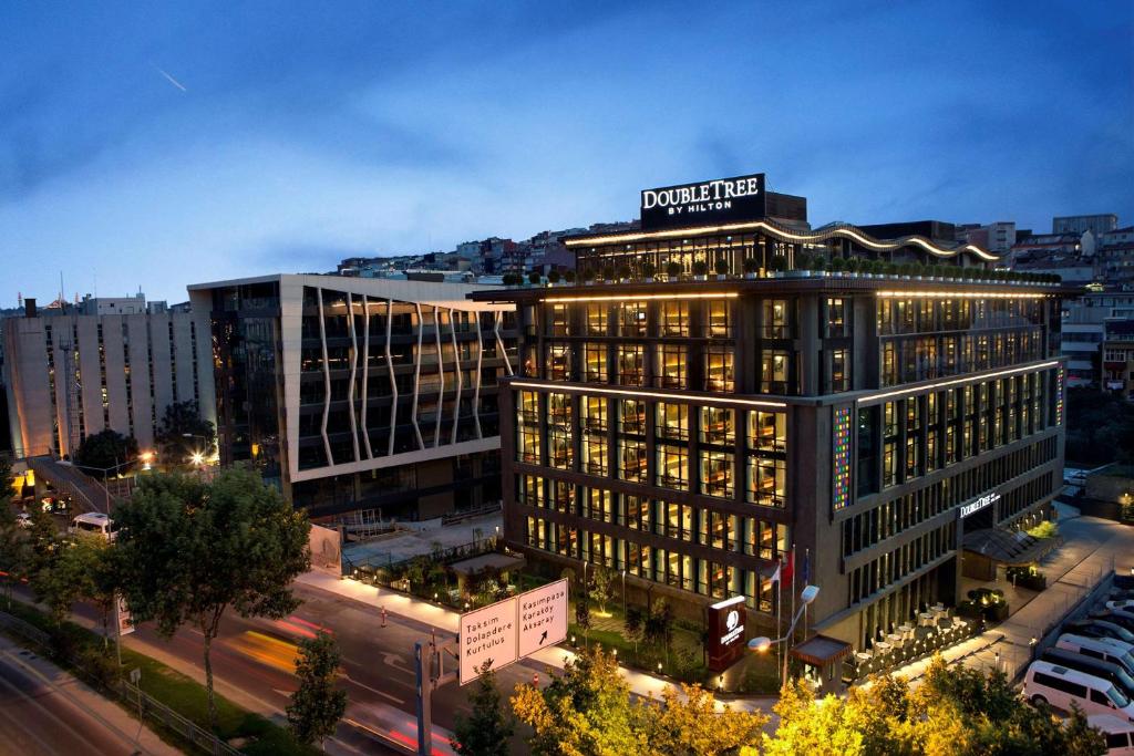Doubletree by Hilton Piyalepasa