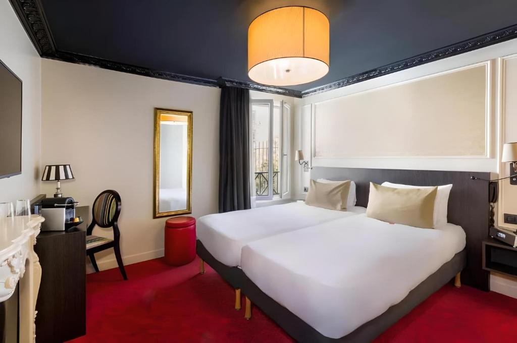 Hotel Le Montmartre Saint Pierre 3*