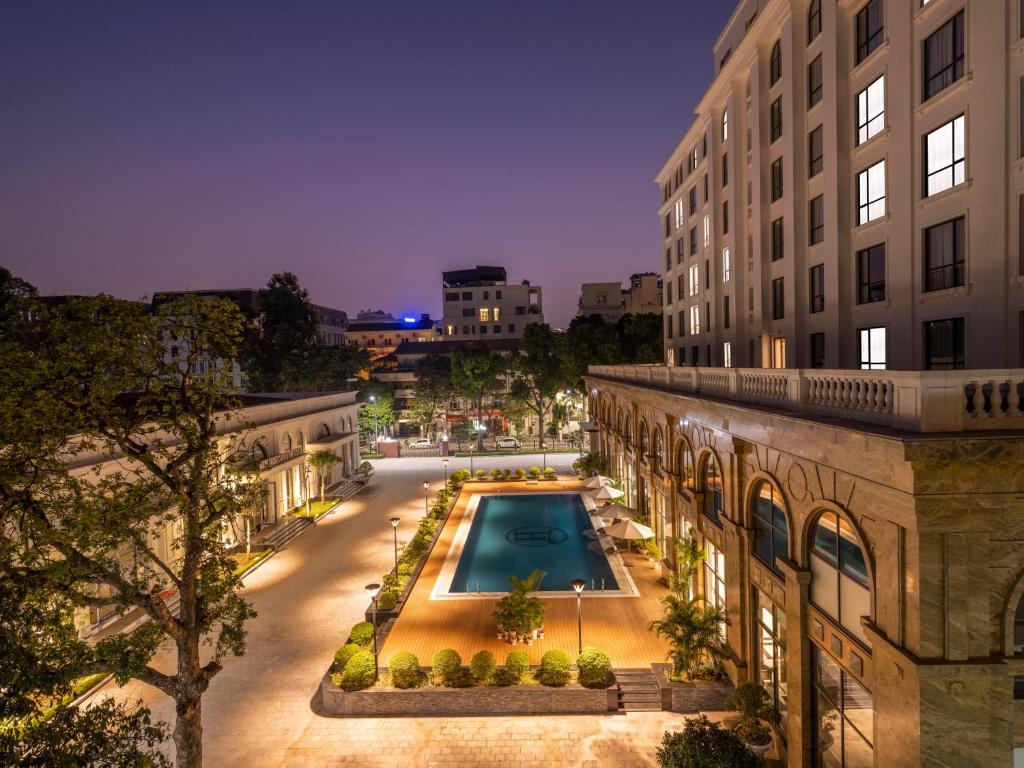 FR Hotel (Deluxe)