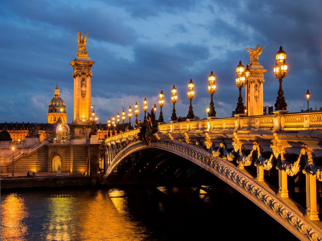 Tour nocturno por París (2 horas, guía en español)