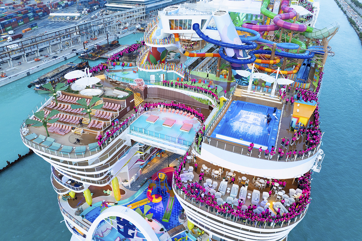 Crucero Caribe – Icon Of The Seas (3 personas)