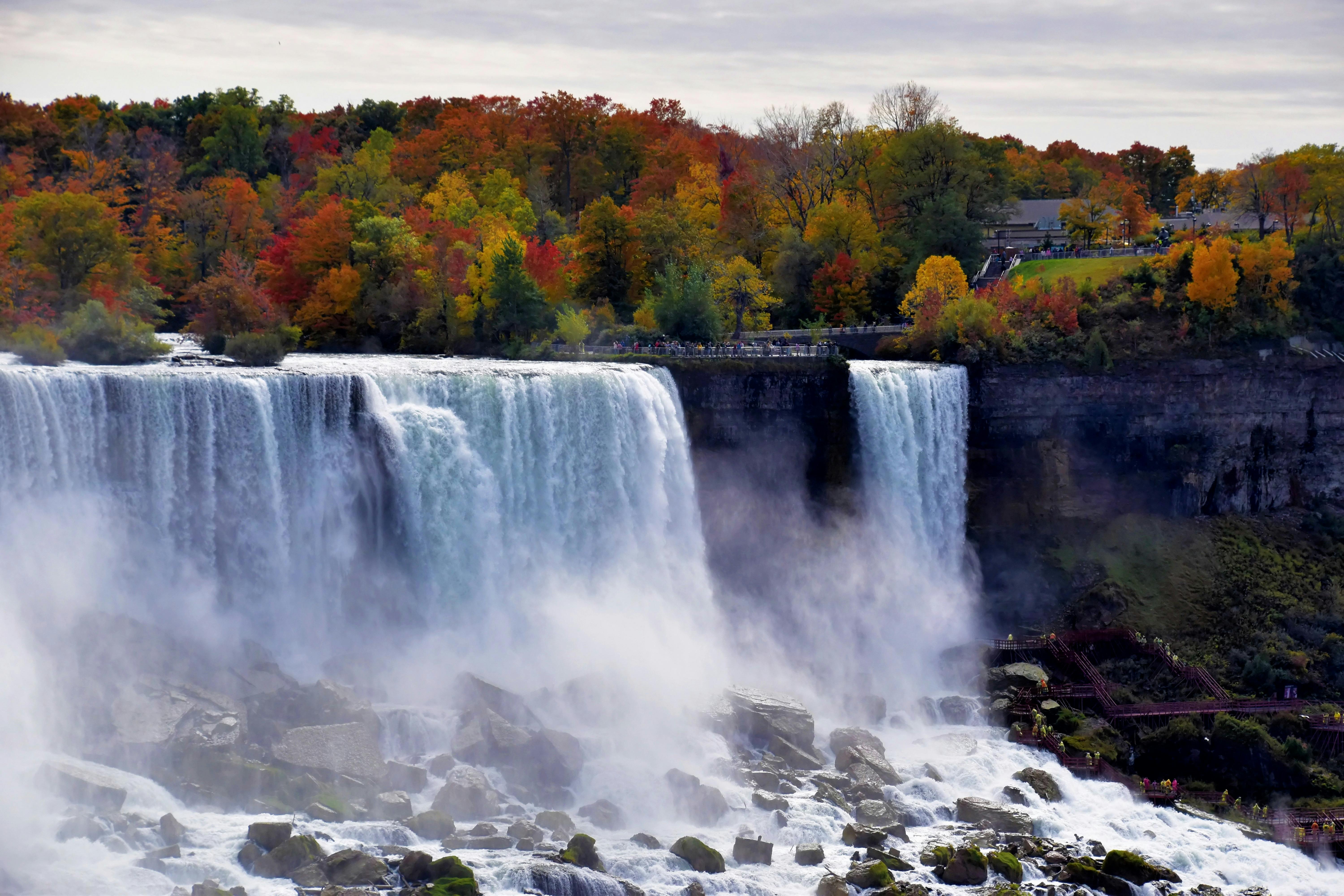 CANADÁ Este, ciudades históricas y maravillas naturales: Toronto, Niagara, Ottawa, Quebec y Montreal