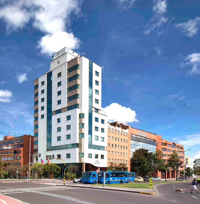 Andes Plaza