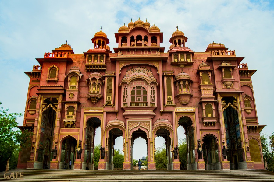 Día 4 — Jaipur / Amber / Jaipur: fortalezas, maharajás y un paseo en rickshaw
