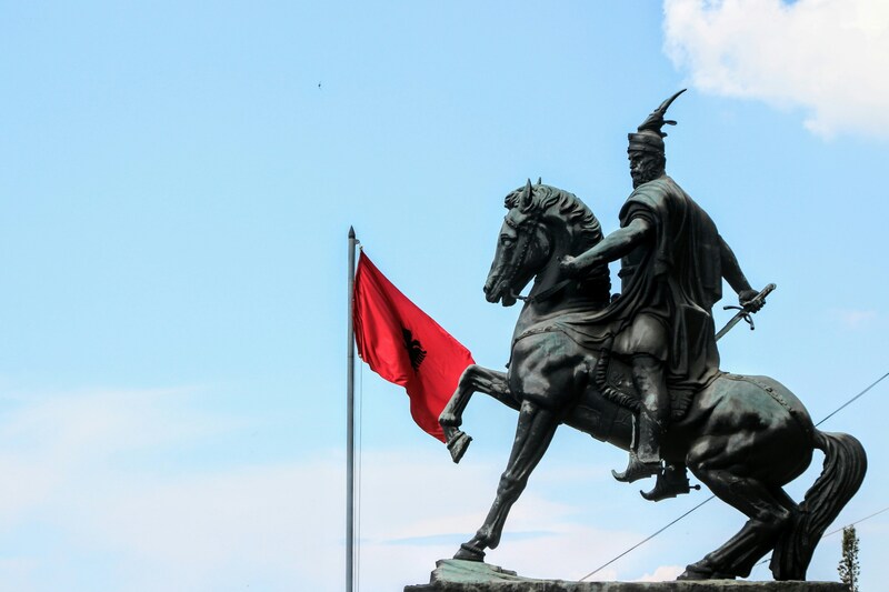 Albania y Macedonia