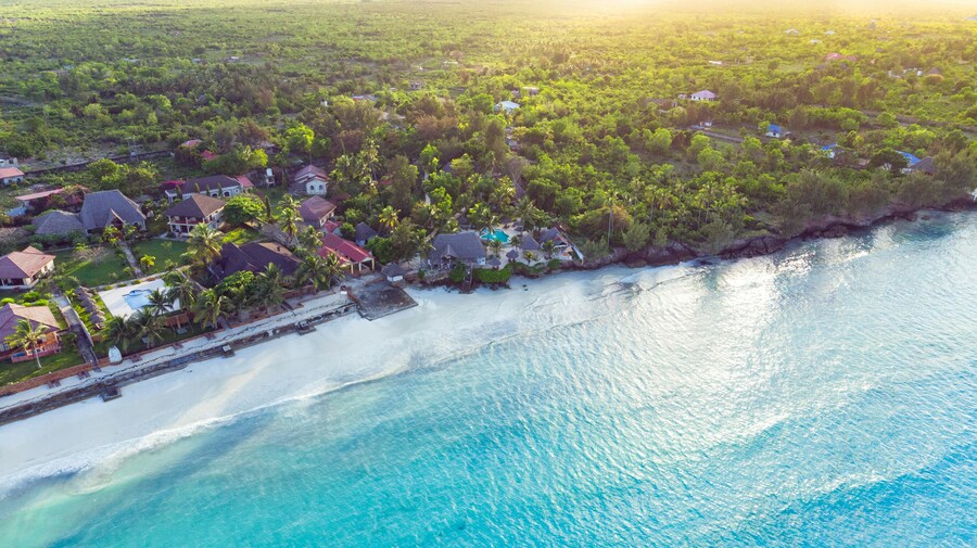 Tanzania: Stone Town, Zanzíbar playa y Saadani.