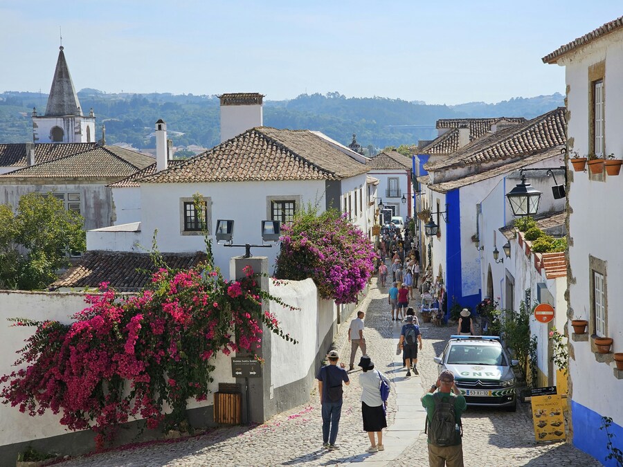 Día 4 — Óbidos / Batalha / Nazaré / Fátima