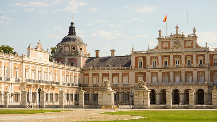 Día 5 — Madrid de los Austrias y Aranjuez