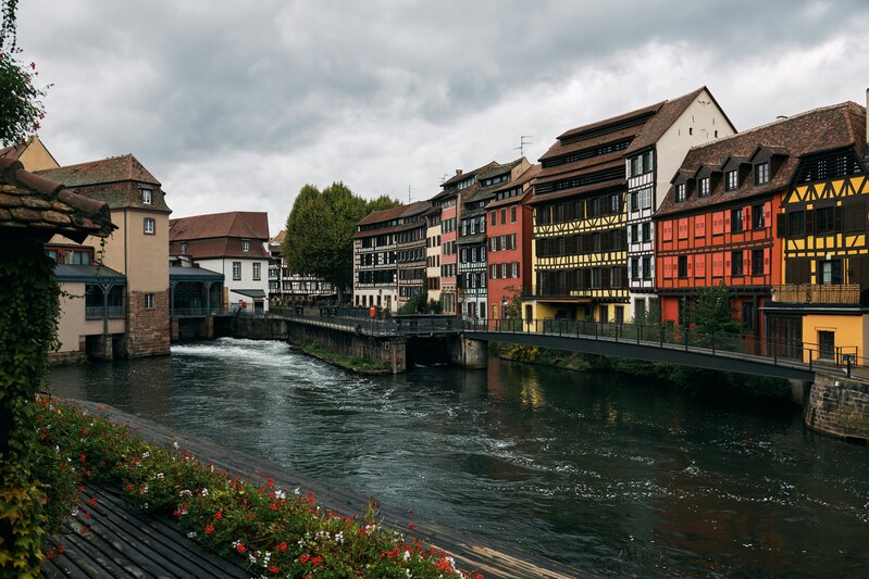 REGIÓN DE LA SELVA NEGRA - GENGENBACH – FRANKFURT