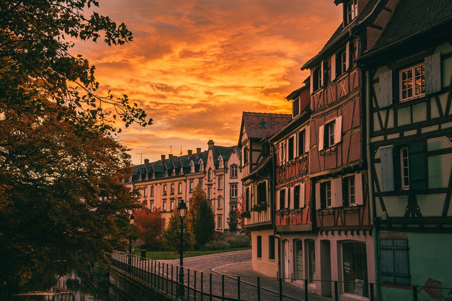 REGIÓN DE ESTRASBURGO - COLMAR - FRIBURGO - REGIÓN DE LA SELVA NEGRA