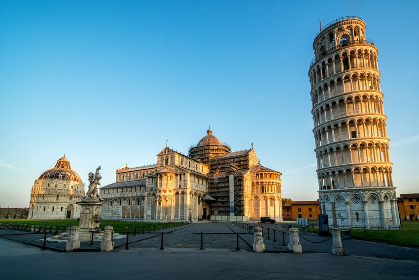 Siena / Monterrigioni / San Gimignano / Volterra / Pisa / Lucca (170 km)