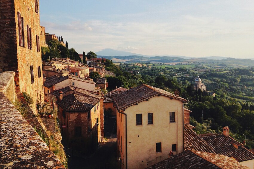 Perugia / Civita di Bagnoregio / Orvieto / Pitigliano / Montepulciano (230 km)