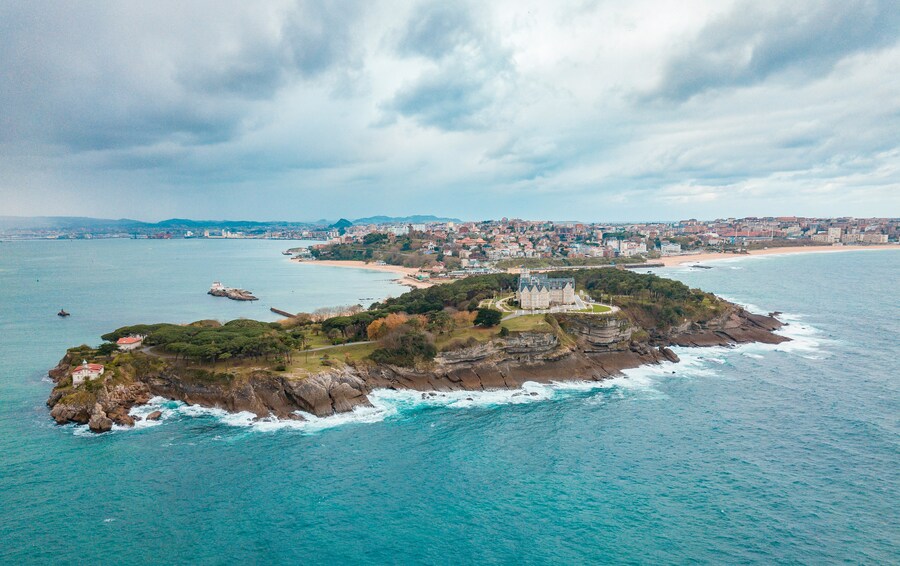 Día 5 — Santander – Santillana del Mar – Comillas