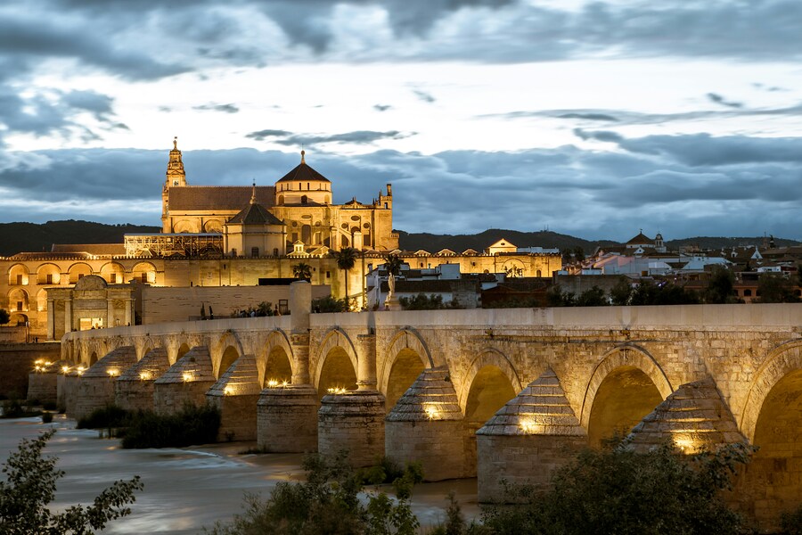 Sevilla, Córdoba y Granada (+55 años)