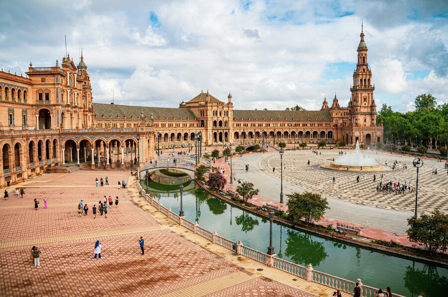 Sevilla, Córdoba y Granada (+55 años)