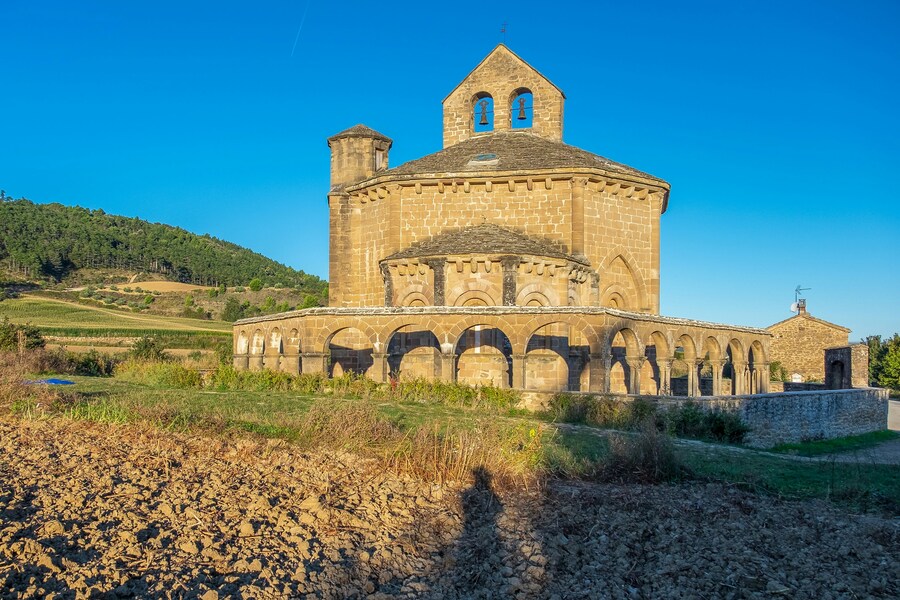 Día 5 — Estella, Puente la Reina e Irache