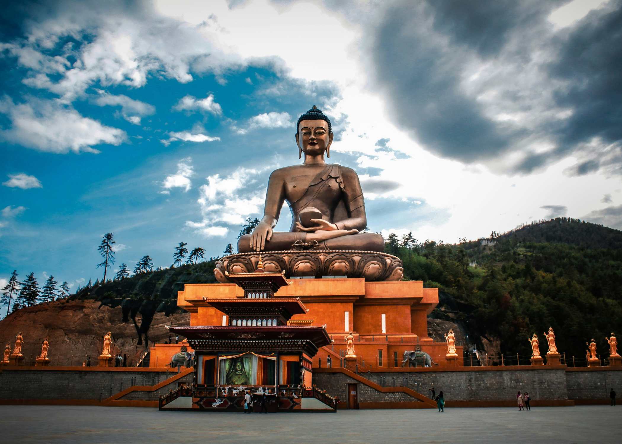 Visita el Alma de Bután Thimphu - Tradición, Espiritualidad y Monasterios