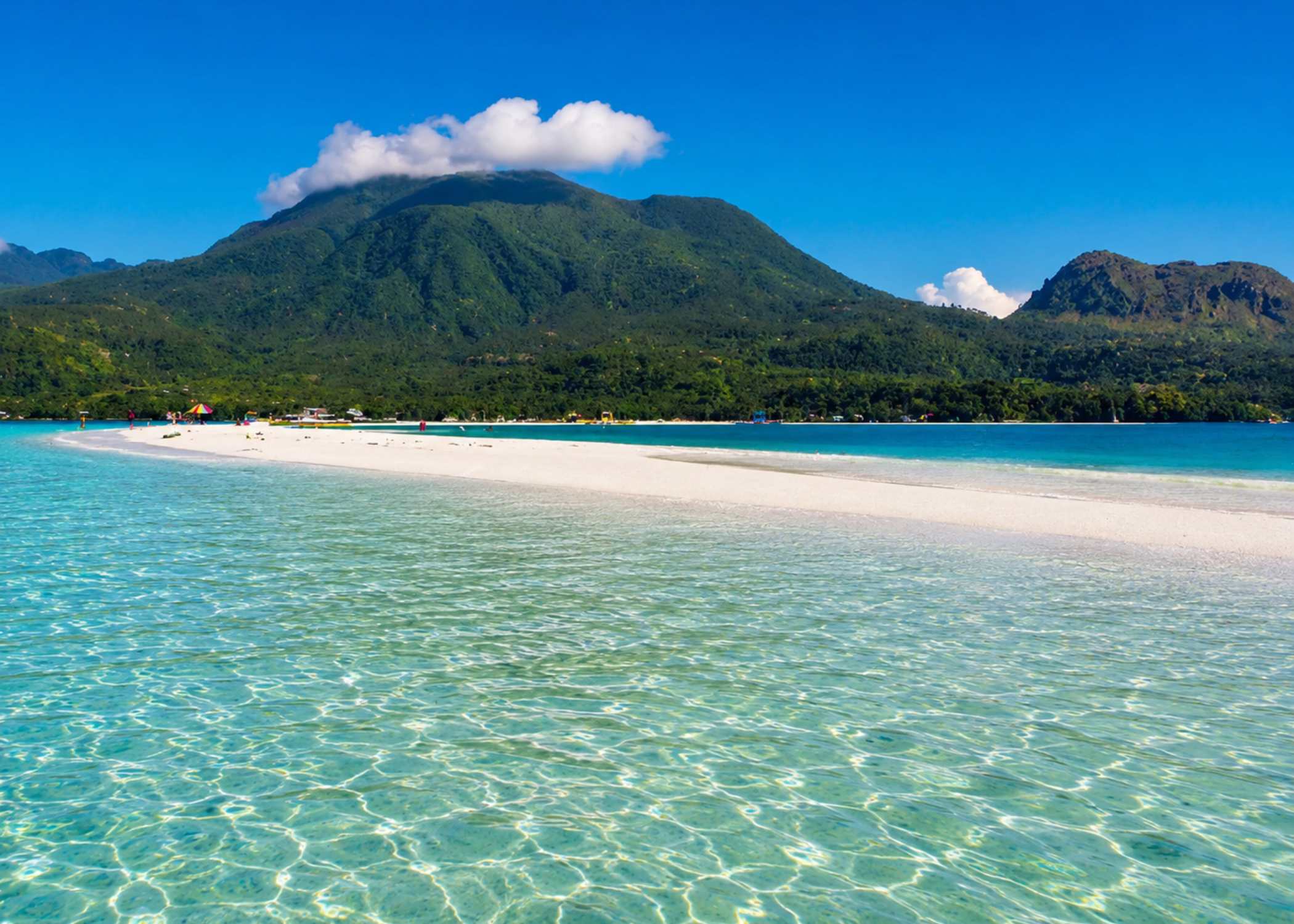 Filipinas Salvaje -  Volcanes, islas secretas y surf en el Pacífico