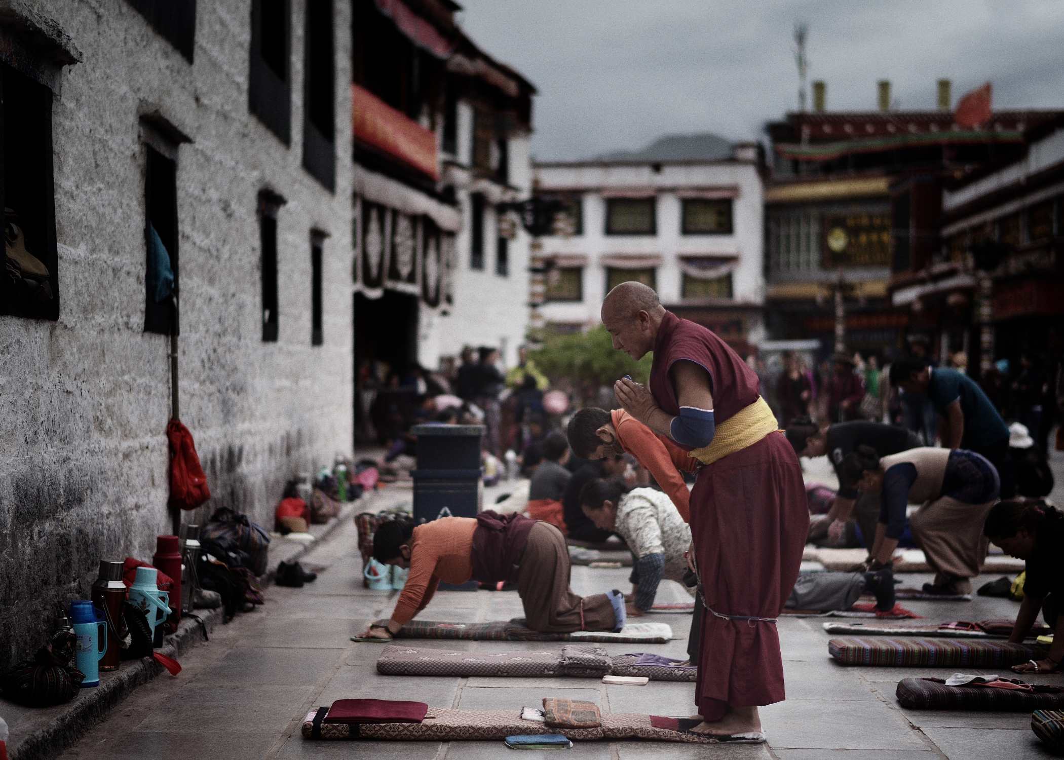 Lhasa - Templos sagrados, peregrinos y el palacio de verano del Dalái Lama