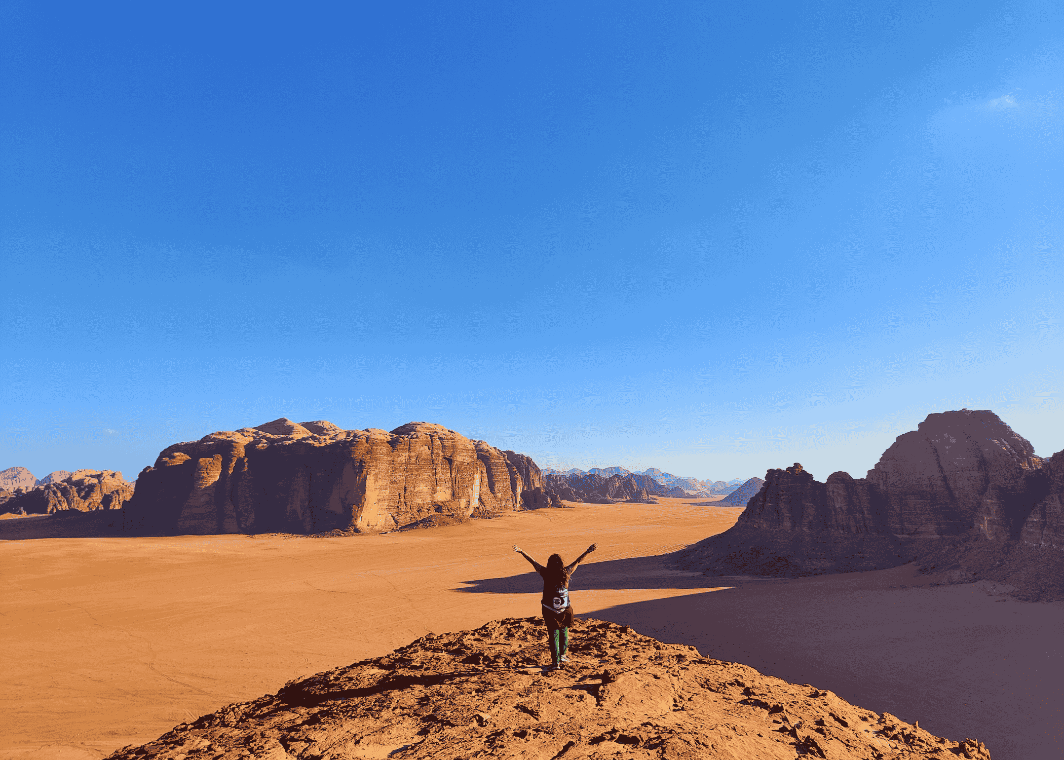 Pequeña Petra y recorrido 4x4 por Wadi Rum.