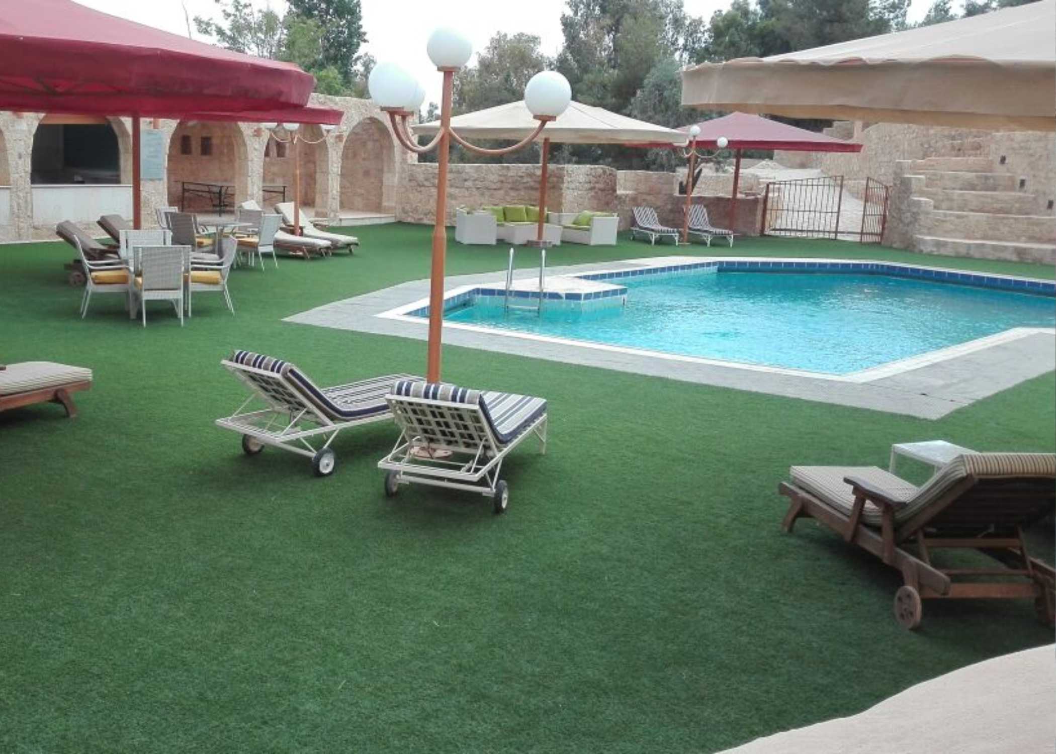 Hayat Zaman Hotel o similar