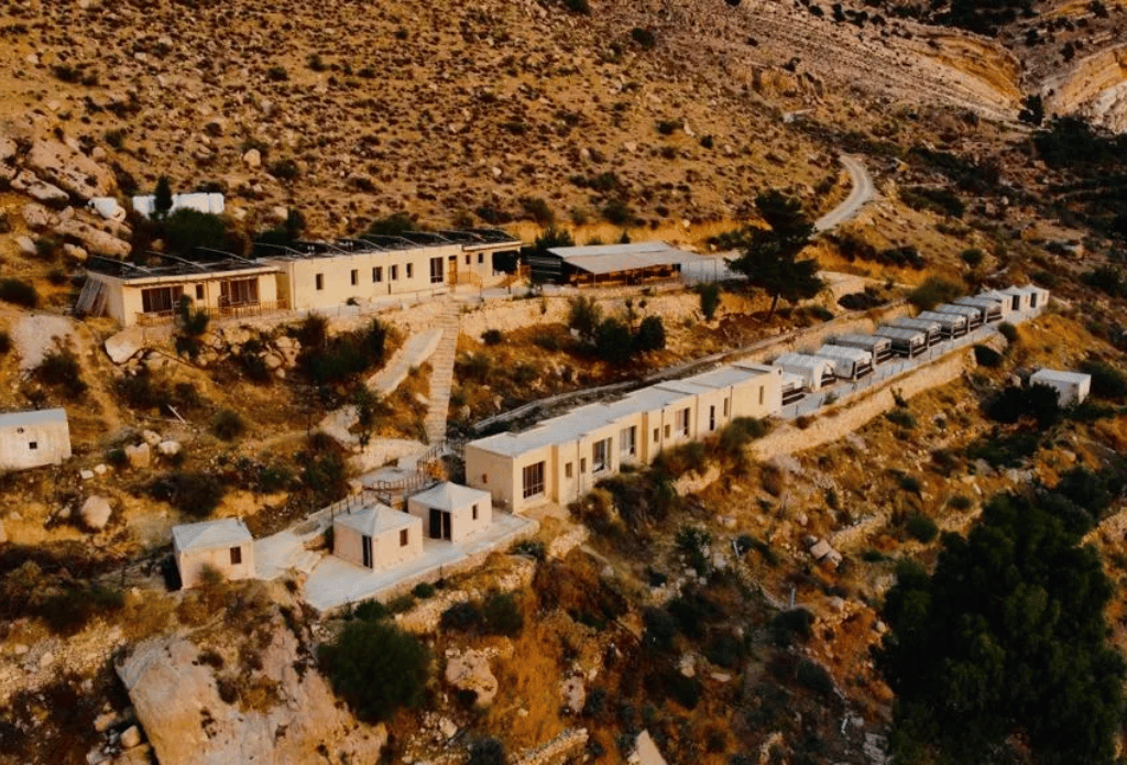 Wadi Dana Eco Camp o similar