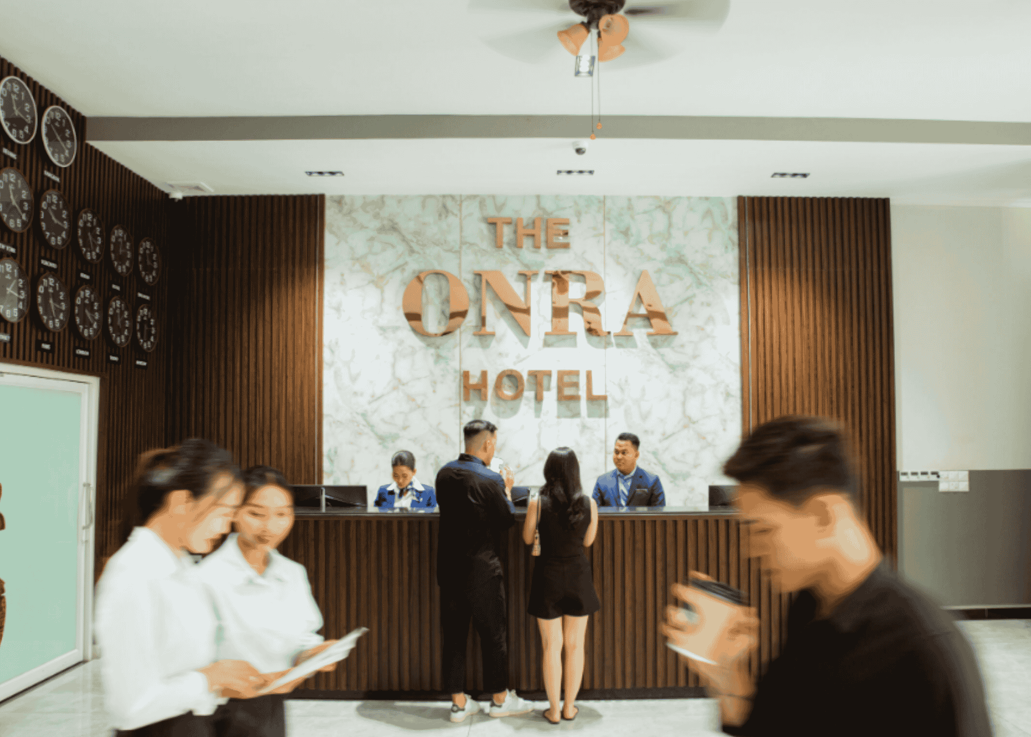 The ONRA Hotel o similar
