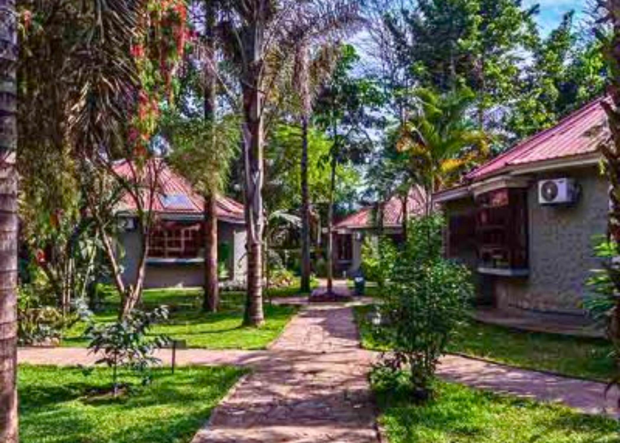 Arusha Planet Lodge  o similar